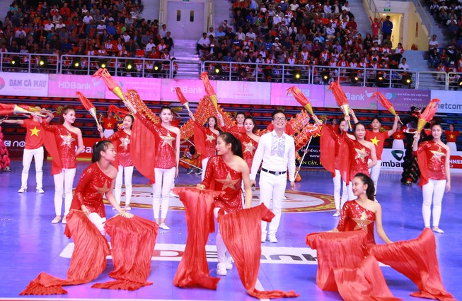 Rộn ràng khai mạc giải Futsal HDBank Cúp Quốc gia 2018