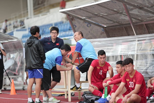 Đáng lo ông Park và học trò đối diện áp lực phải thắng Thái