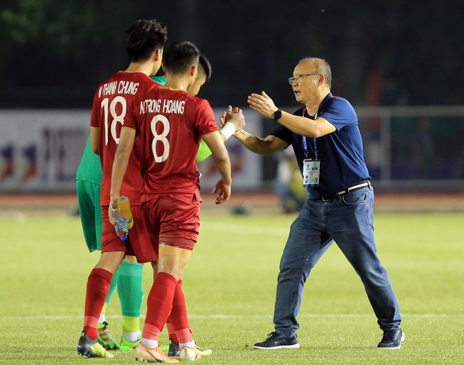 U-22 Việt Nam có quan trọng thủ môn nào ra sân gặp Campuchia?