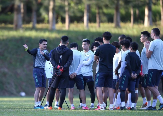 Kiatisak chốt ngoại binh, quân bầu Đức không ngán Sài Gòn FC