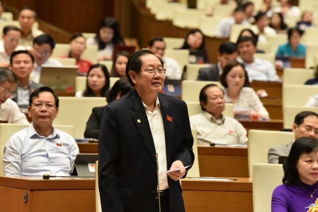 'Liệu có tính phương án sáp nhập các tỉnh hay không?'