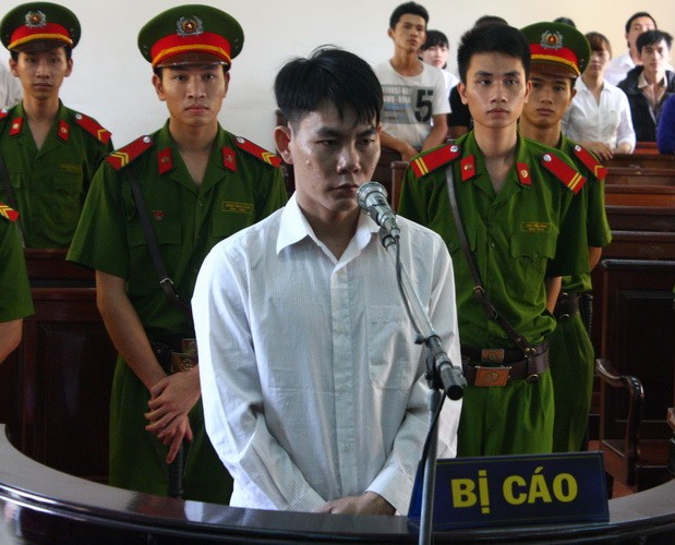 Tử hình kẻ giết chết nữ sinh rồi hiếp dâm