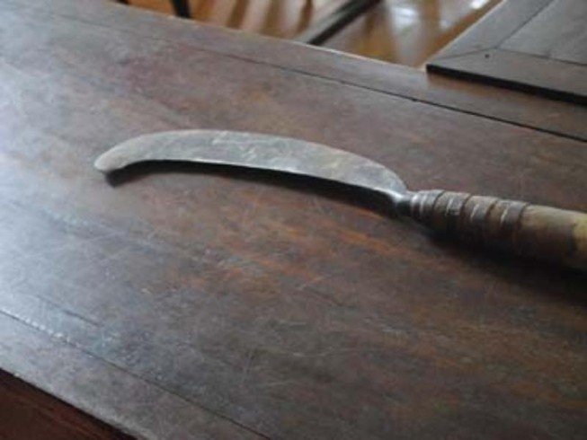 Lấy rựa chém cha vợ vì cho là… ồn ào