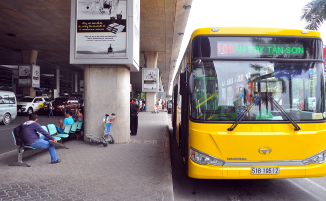 Lễ 30-4, hành khách được đi xe buýt miễn phí
