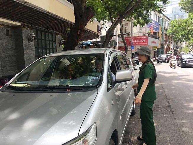 Từ 1-12, đậu xe không trả phí sẽ bị xử phạt hành chính