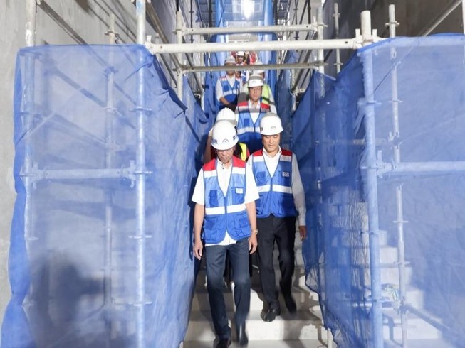 Lãnh đạo UBND TP đi thăm công trường metro ngày cuối năm