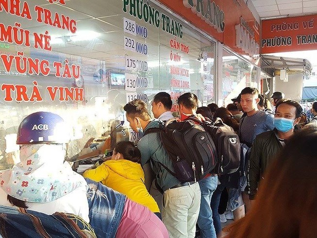 Sở Giao thông TP.HCM khuyến cáo dân vào bến xe mua vé