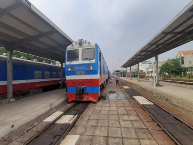 Đánh giá việc chuyển Tổng Công ty Đường sắt VN về Bộ GTVT