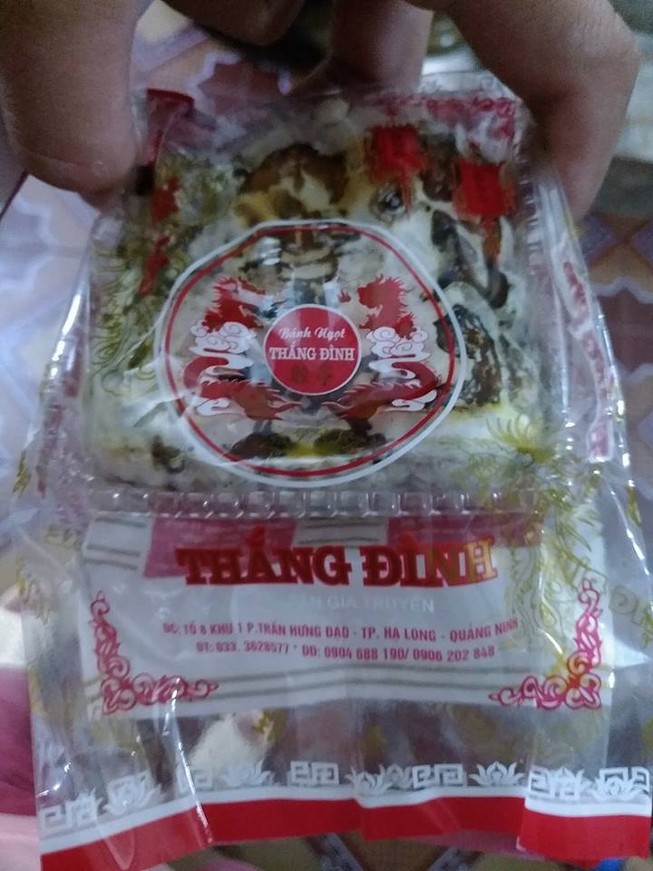 Chủ cơ sở giải thích về bánh Trung thu mốc đen