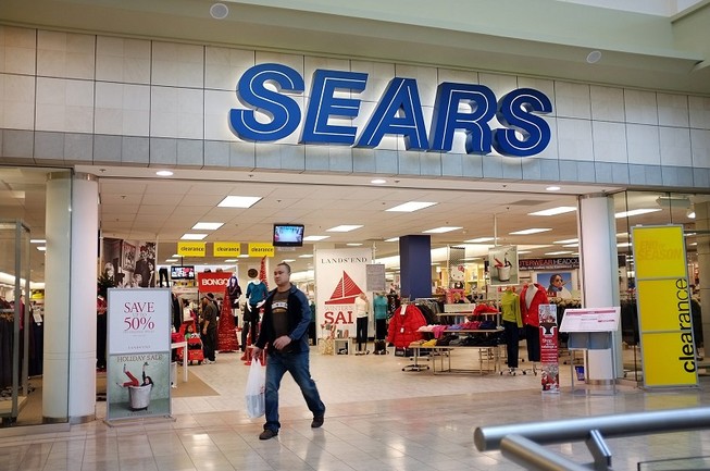 Với 132 năm tồn tại, đi qua 2 thế kỷ là 20 và 21, nhưng giờ đây Sears, từng là nhà bán lẻ lớn nhất nước Mỹ phải xin bảo hộ phá sản