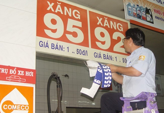 Chính phủ yêu cầu không tăng giá xăng ngày đầu năm 2019