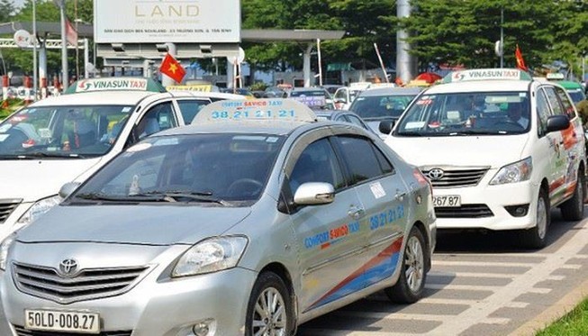 Đại gia taxi Singapore thua trắng trên đất Việt