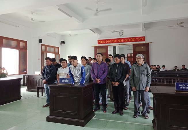 Nhiều bị cáo trong đường dây đánh bạc trực tuyến lãnh án
