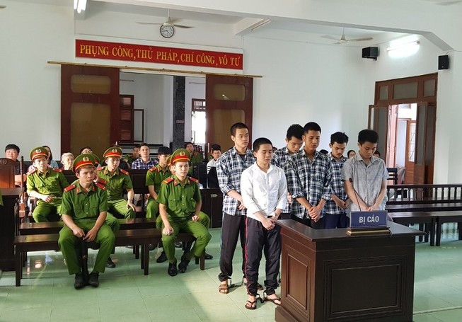 Ma túy ngụy trang trong cặp loa gửi từ TP.HCM ra Phú Yên