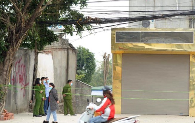 Hiện trường nơi xảy ra vụ thảm án, khiến 3 người chết và 5 người bị thương. Ảnh: T. HÀ