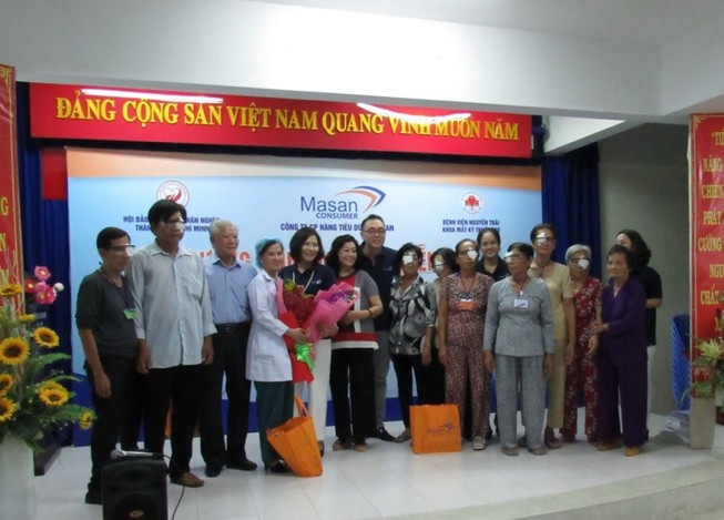 Mổ mắt miễn phí cho 200 bệnh nhân nghèo