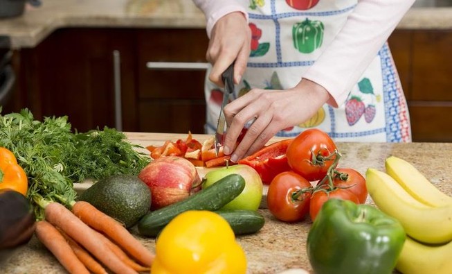 Những điều cha mẹ cần làm khi bé kén ăn