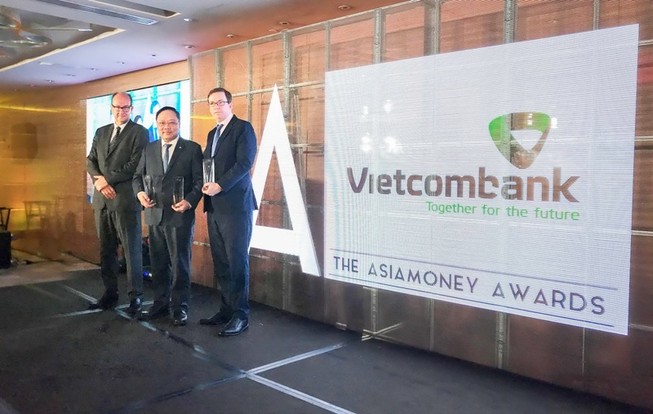 Vietcombank nhận ‘hat-trick’ giải thưởng của Asiamoney