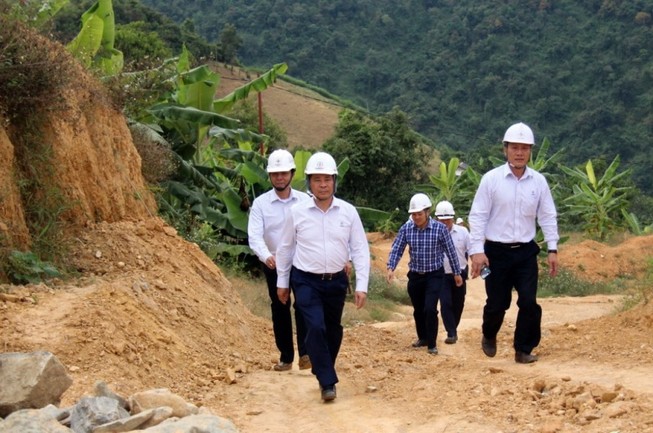Truyền tải điện Tây Bắc 2 vượt khó, vận hành an toàn
