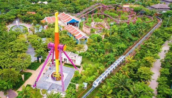 Chuyện những người khoác màu áo xanh cho các điểm du lịch