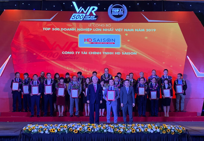 HD SAISON được vinh danh 3 danh hiệu uy tín
