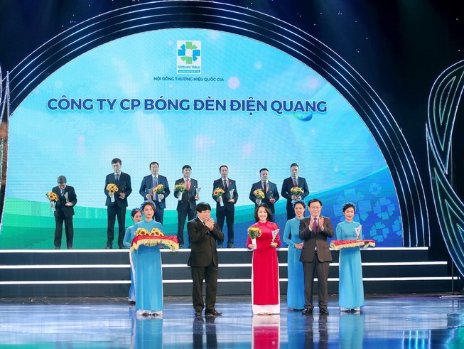 Điện Quang đạt Thương hiệu Quốc Gia 14 năm liên tục