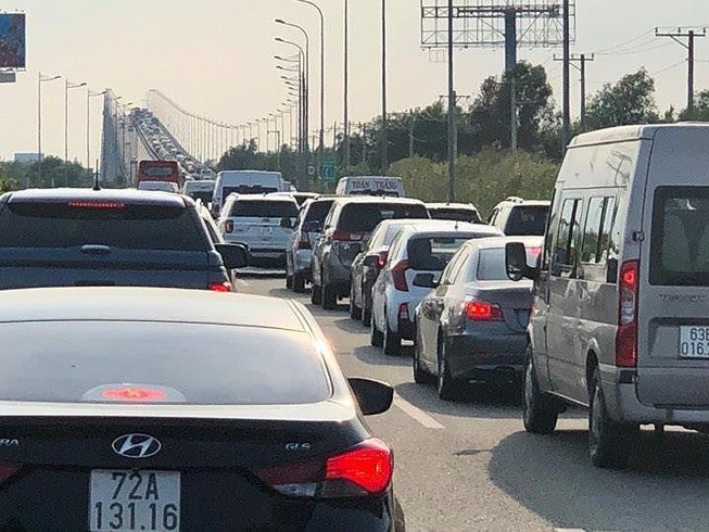 Trộm cáp điện, ốc vít hoành hoành trên cao tốc