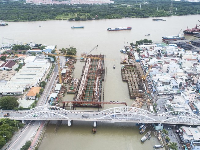 Dự án ngăn triều 10.000 tỉ đồng có nguy cơ tạm dừng