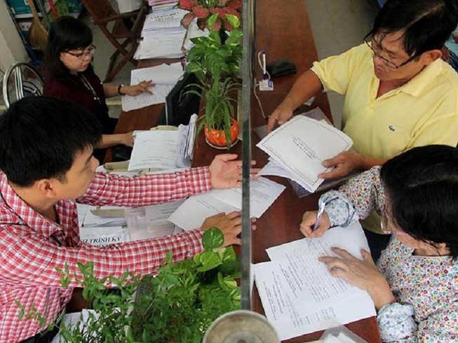 Chứng thực sơ yếu lý lịch có cần về nơi thường trú?