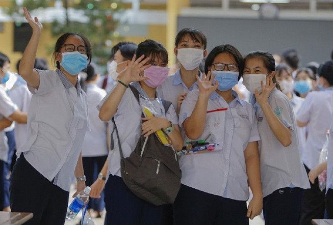 Từ 15-11: Chớ dại gièm pha người sinh con một bề!