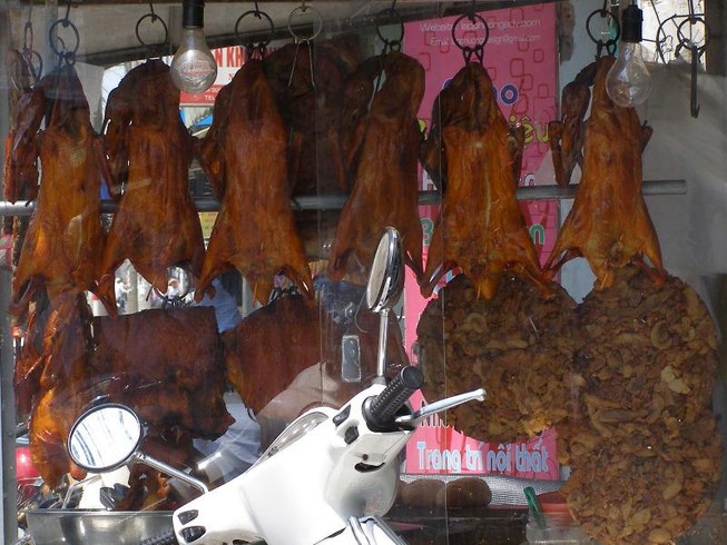 Heo quay quá ngon nhưng lại thiếu an toàn