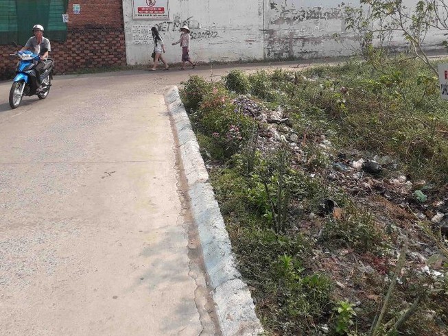 Tổ xung kích lập 'chốt' xóa điểm tập kết rác tự phát ở Hóc Môn