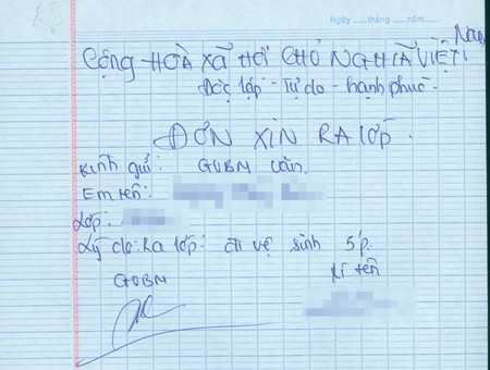 Học sinh muốn đi vệ sinh phải… làm đơn