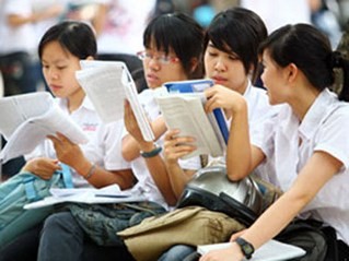 Bắt đầu công bố điểm thi tốt nghiệp THPT
