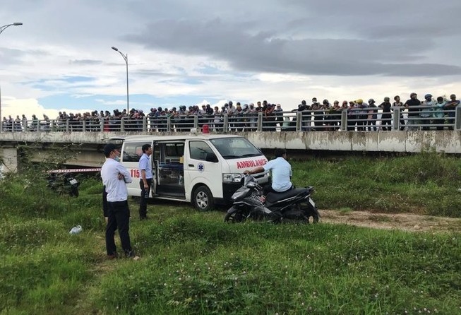 Đà Nẵng: Nam thanh niên tử vong dưới gầm cầu Hòa Xuân