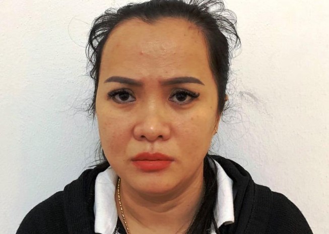 Đà Nẵng: 1 phụ nữ lừa tiệm vàng bằng dây chuyền giả