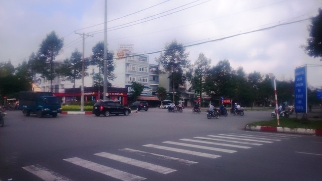 Bất động sản phía Tây Sài Gòn hút khách, giá tăng