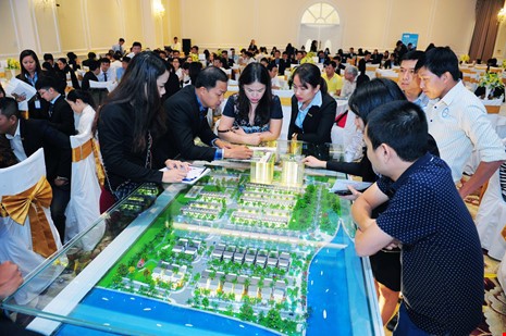 Biệt thự và nhà phố “cháy” hàng dịp đầu năm