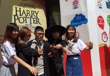 Harry Potter tập 8 ra mắt tại Việt Nam cùng lúc với thế giới