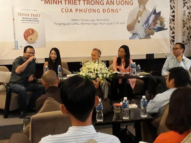 Độc giả hào hứng bàn về cách ăn gạo lứt muối mè