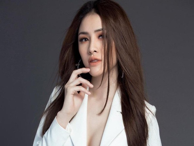 Lo giấy phép thi Miss Eco, Thư Dung sút cân trông thấy
