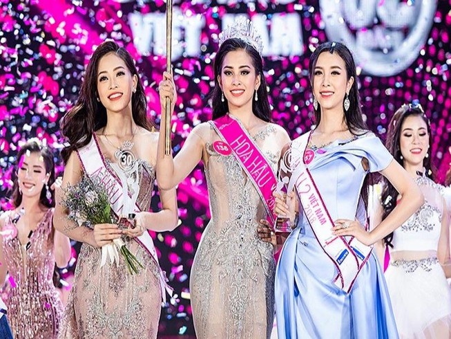 Tân Hoa hậu VN 2018: 'Hiện tại bây giờ em chỉ muốn gặp mẹ!'