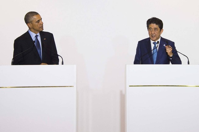 Tổng thống Obama và Thủ tướng Abe nói cứng về biển Đông