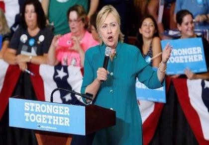 Bà Clinton: Ông Trump đã đi quá giới hạn khi kích động bạo lực