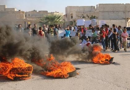 Syria lại không kích, Mỹ-Nga đổ thừa nhau vi phạm ngừng bắn