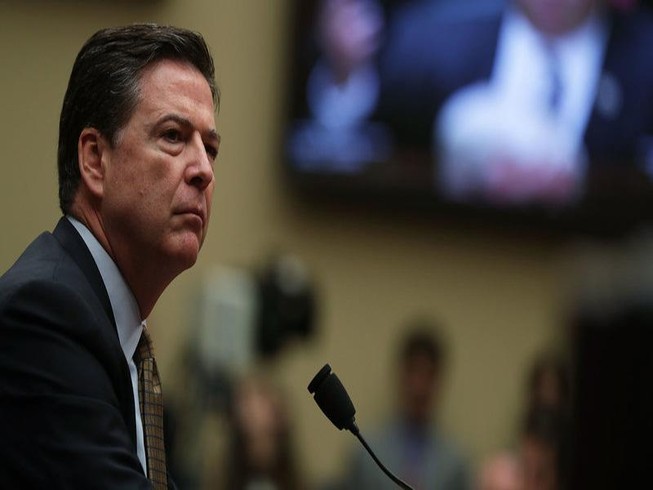 FBI ra kết luận bất ngờ về bà Clinton trước thềm bầu cử