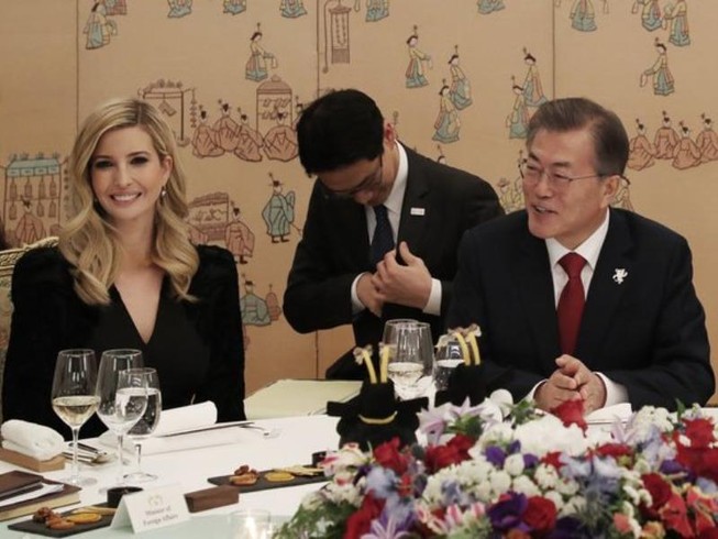 Cô Ivanka Trump ăn tối cùng Tổng thống Moon Jae-in