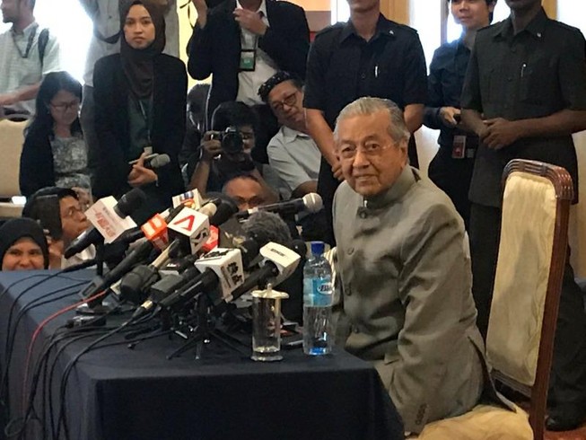 Thủ tướng Mahathir: Sẽ phanh phui mọi sai phạm chính phủ cũ