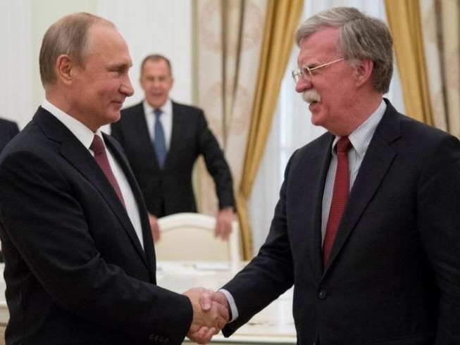 Ông Putin tiếp Cố vấn An ninh quốc gia Mỹ Bolton