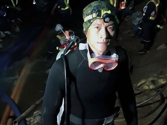 Đội AS Roma tưởng nhớ cựu binh Thai Navy Seals hy sinh